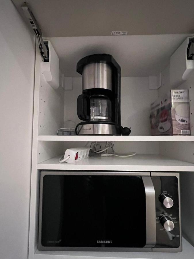 Apartament Studio Chic Avec Salon Et Terrasse Privee Tourcoing Zewnętrze zdjęcie